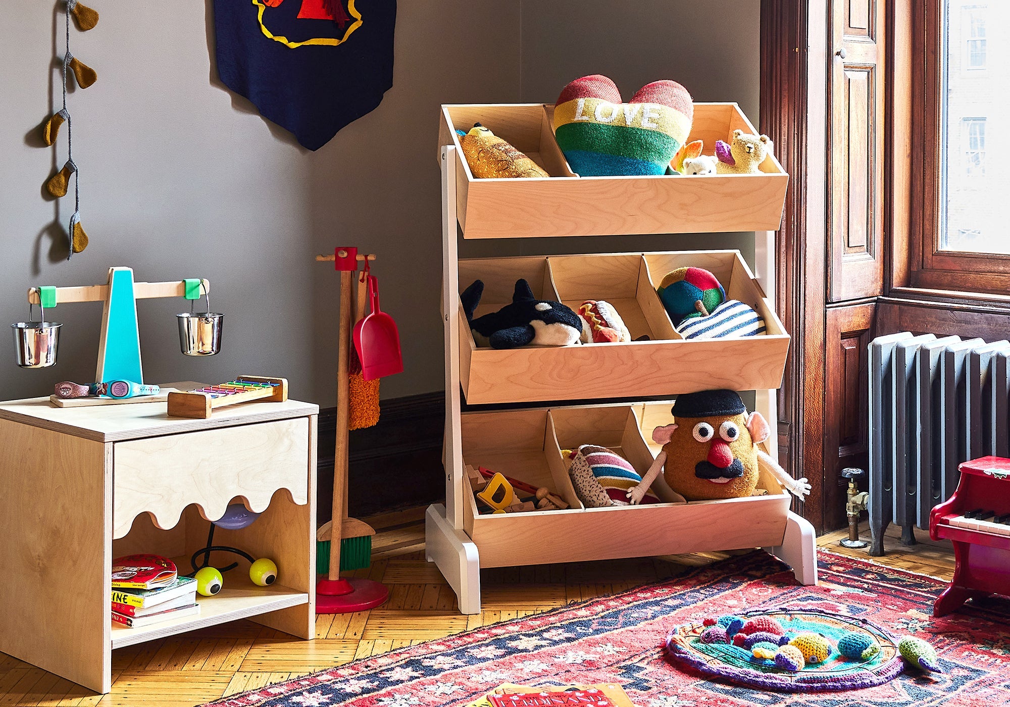 Dressers & Storage